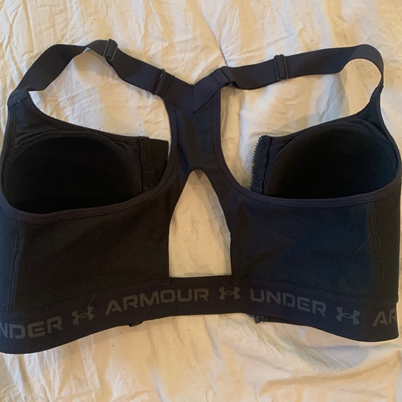 Under Armour front-zip compression sports bra - Picture 2 of 2